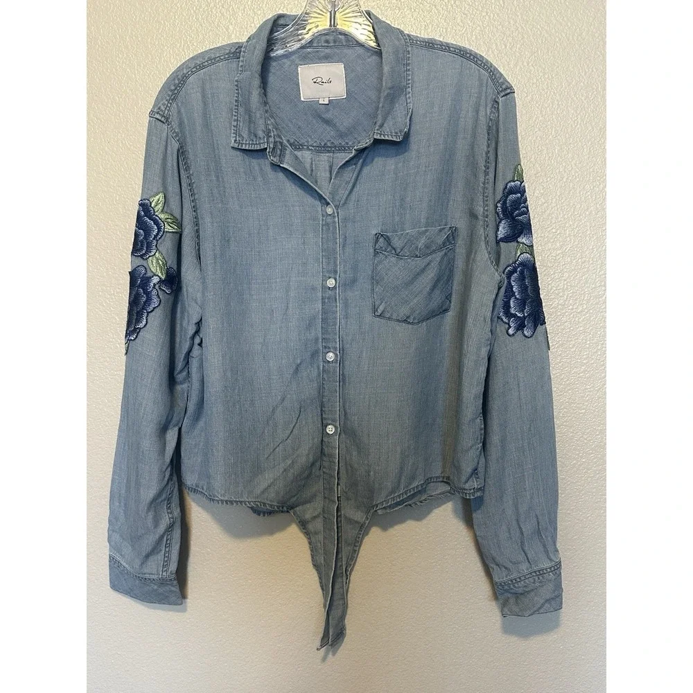 RAILS Val Vintage Floral Patch Chambray Blue Button Down Tie Up Shirt sz.Large - Picture 2 of 10